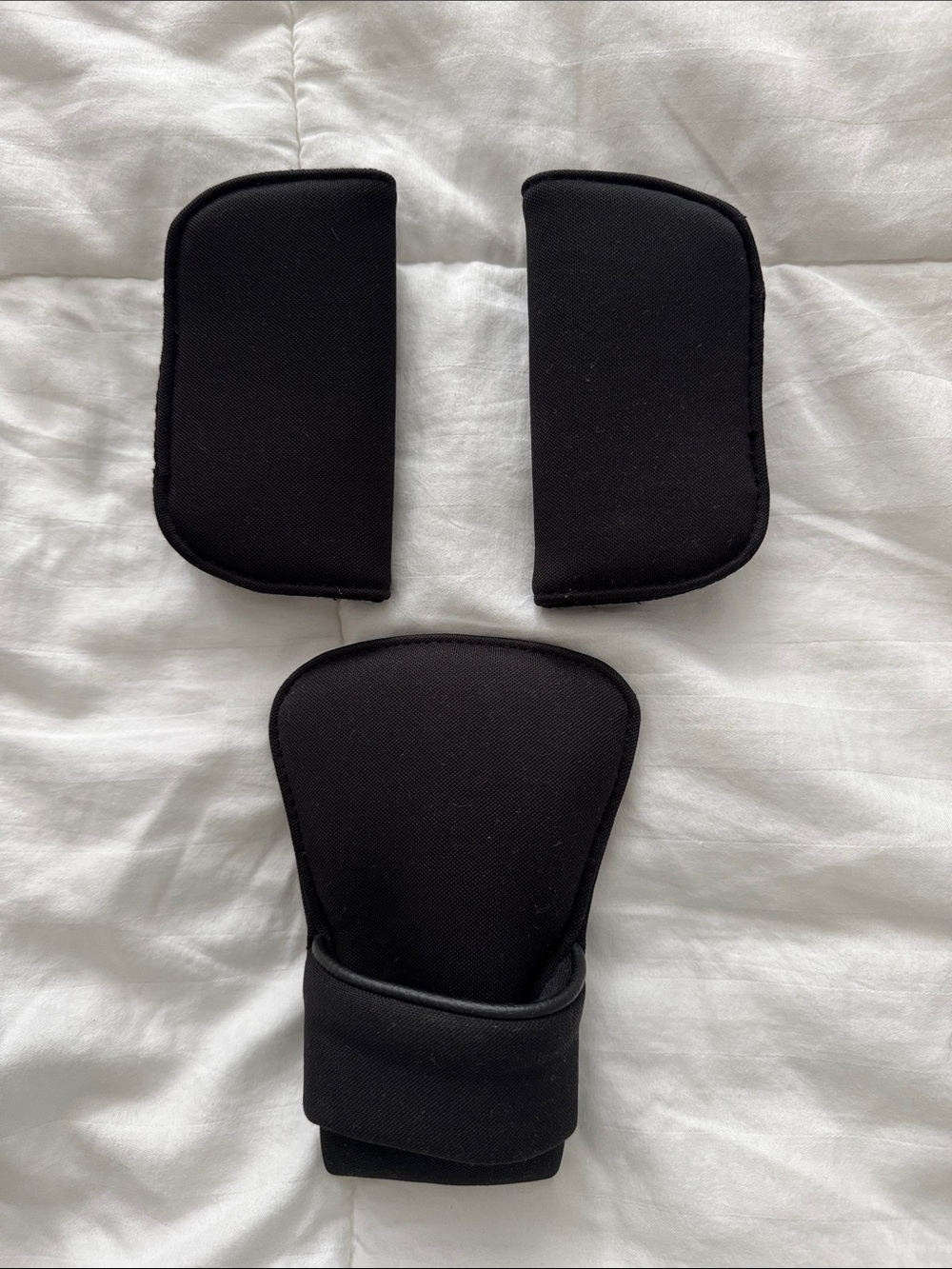 Nuna Exec Black Strap and Pad Set